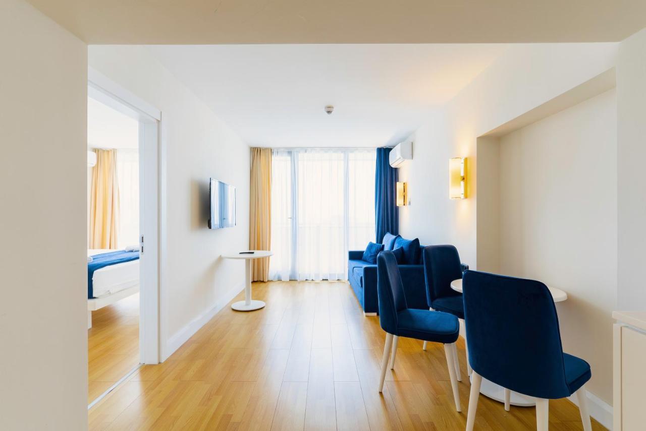 Manco Apartments Batumi Luaran gambar
