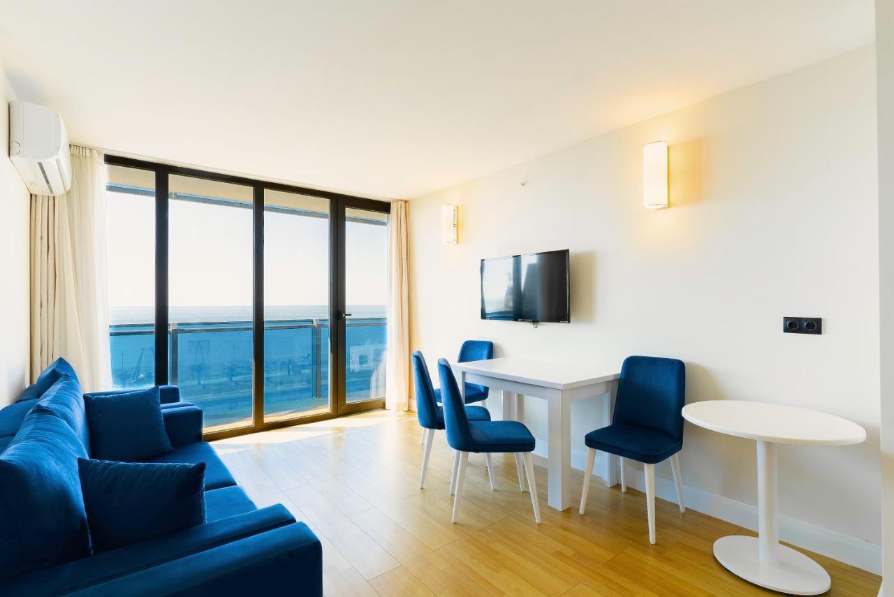 Manco Apartments Batumi Luaran gambar