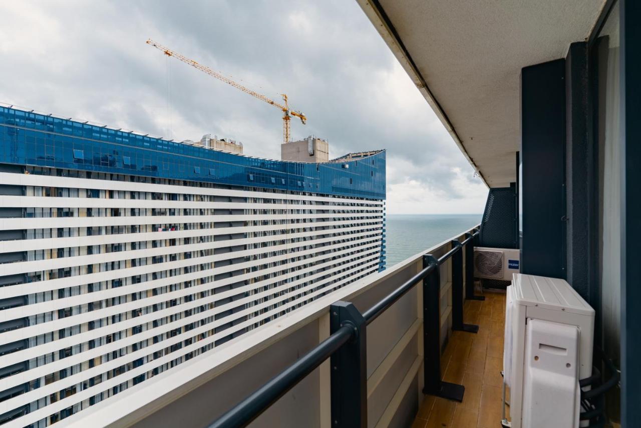 Manco Apartments Batumi Luaran gambar