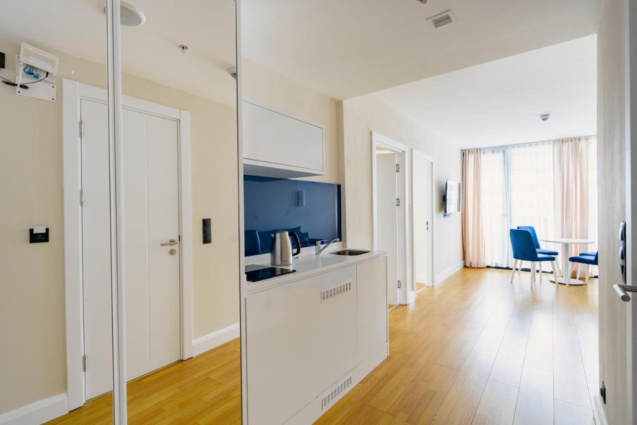 Manco Apartments Batumi Luaran gambar